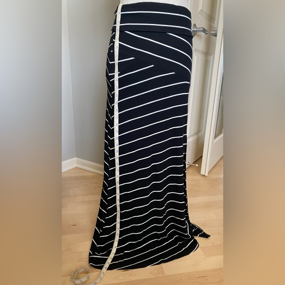 Anthropologie Bordeaux Black & White Skirt Stripes Size XS - Picture 3 of 6
